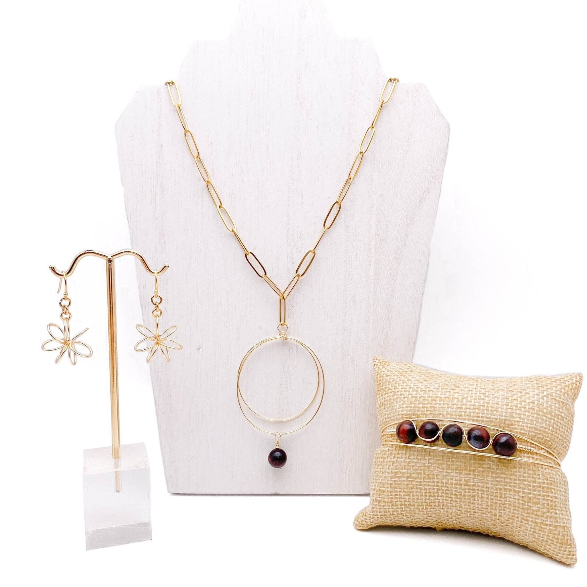 Brickhouse gold earrings - P's One-Stop Shop 