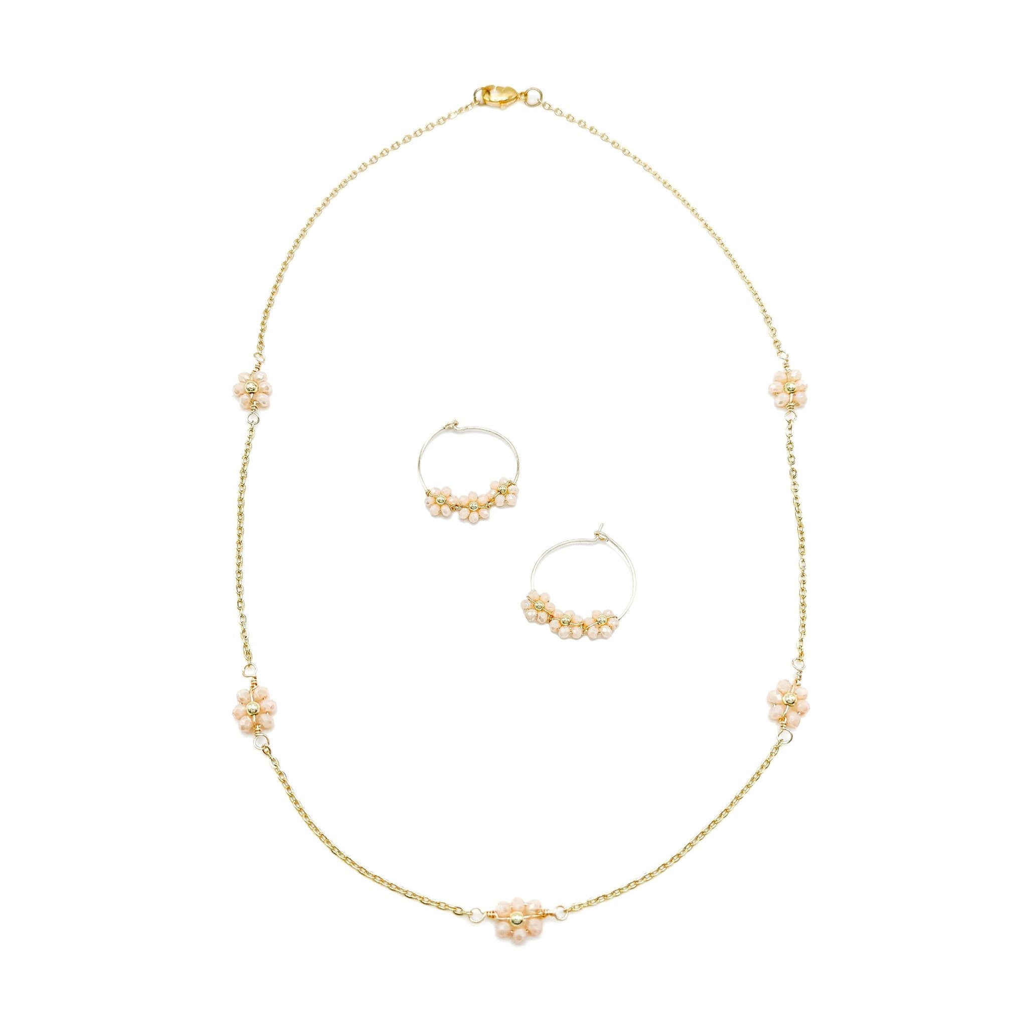 Daisy gold earrings - P's One-Stop Shop 