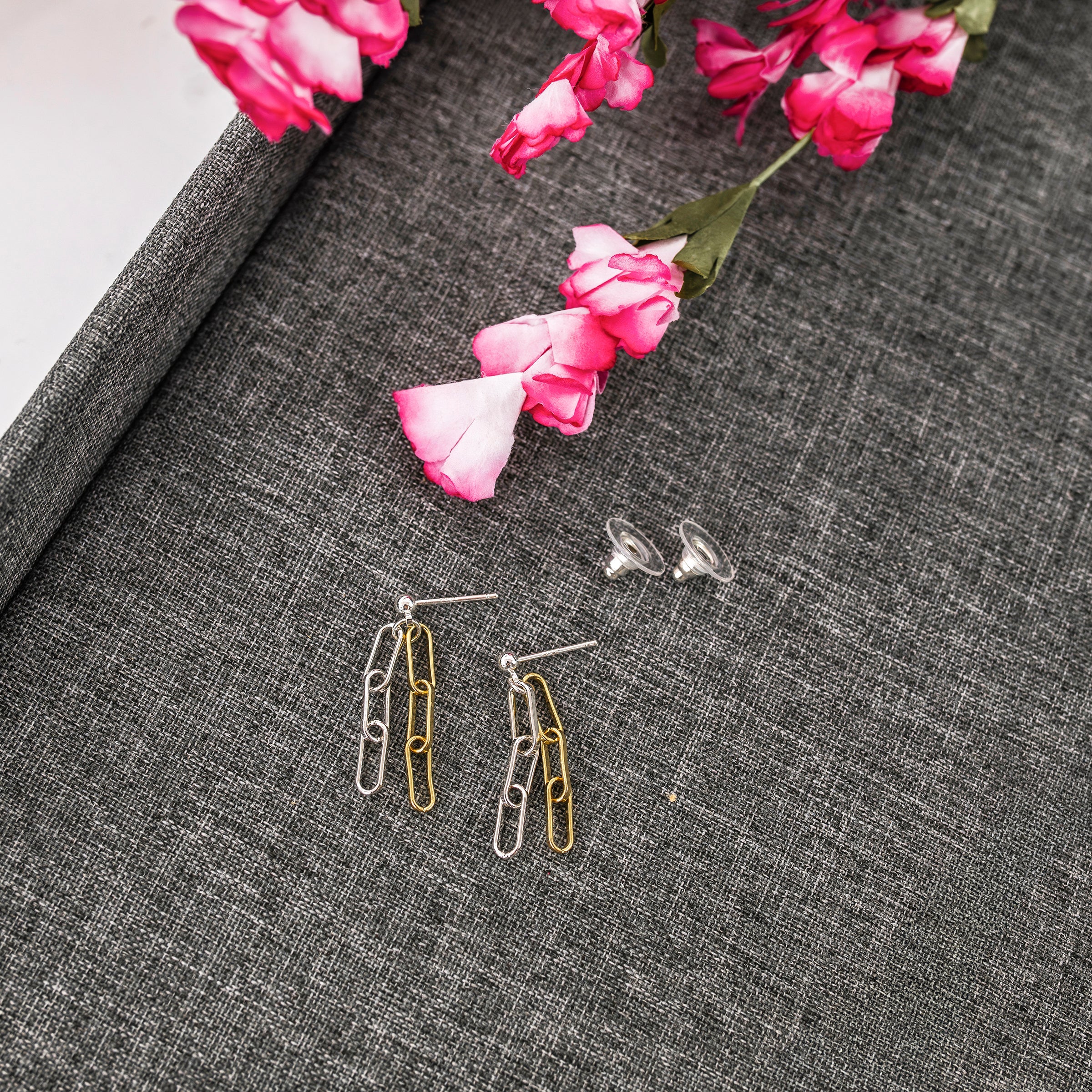 Duo earrings - P's One-Stop Shop 