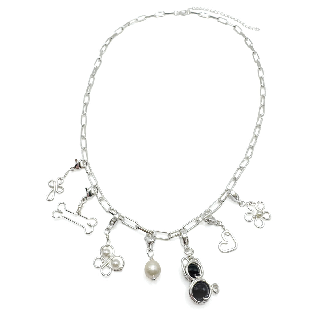 Flower silver charm - P's One-Stop Shop 