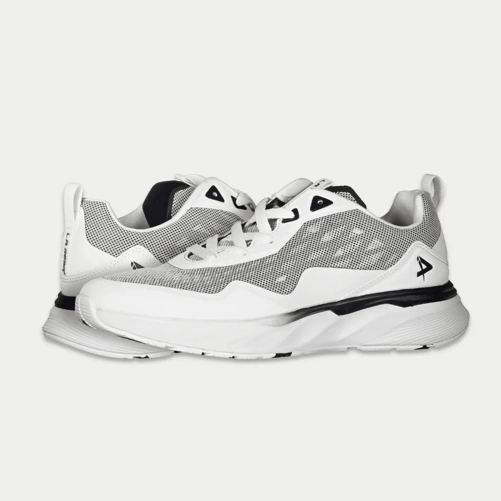 LA Gear Men's Highland Lowtop | White x Black - P's One-Stop Shop 