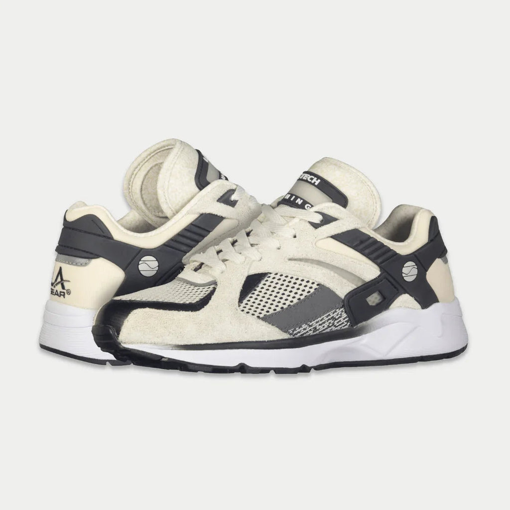 LA Gear Women's Catapult Light-up Lowtop | White x Black - P's One-Stop Shop 