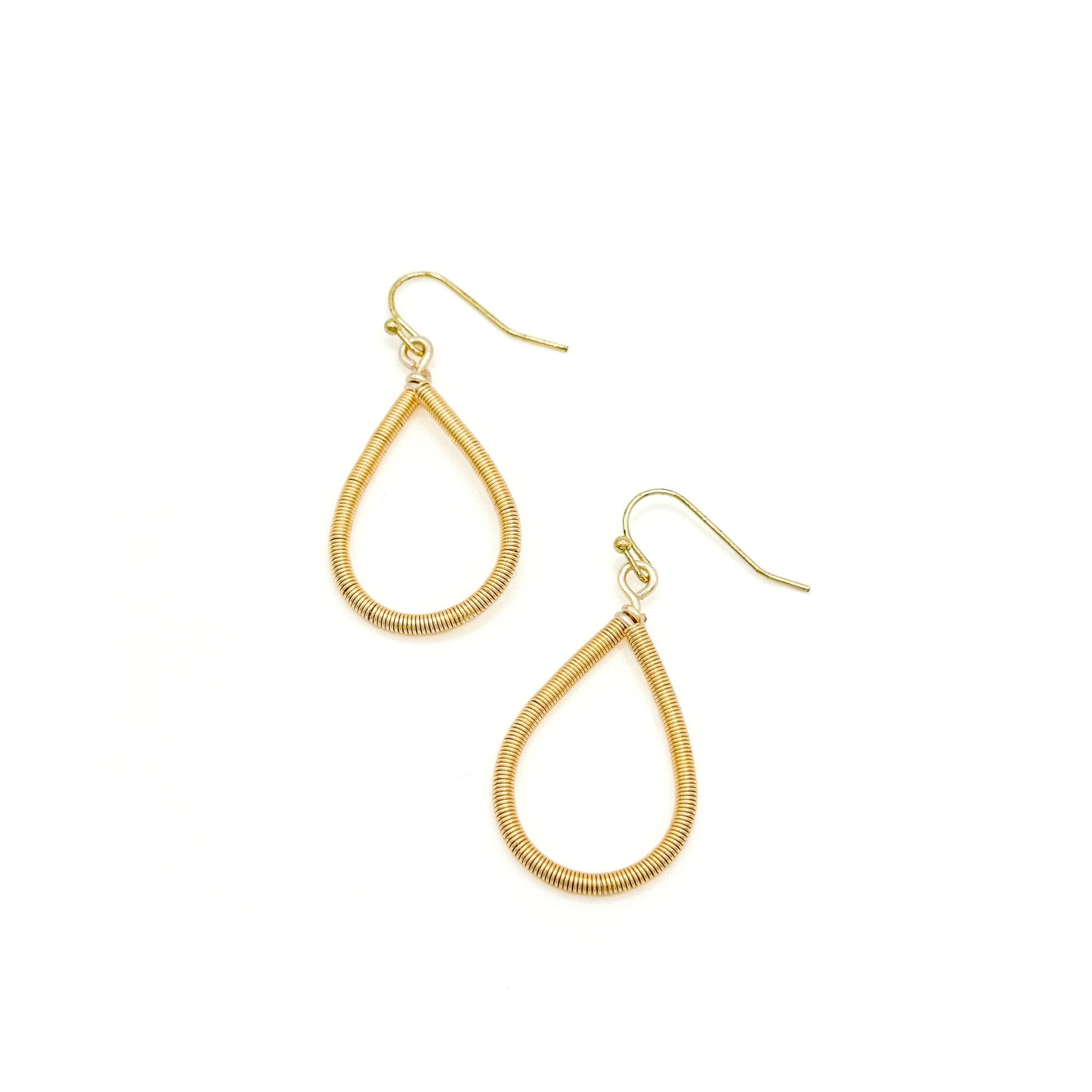 Twist earrings - P's One-Stop Shop 