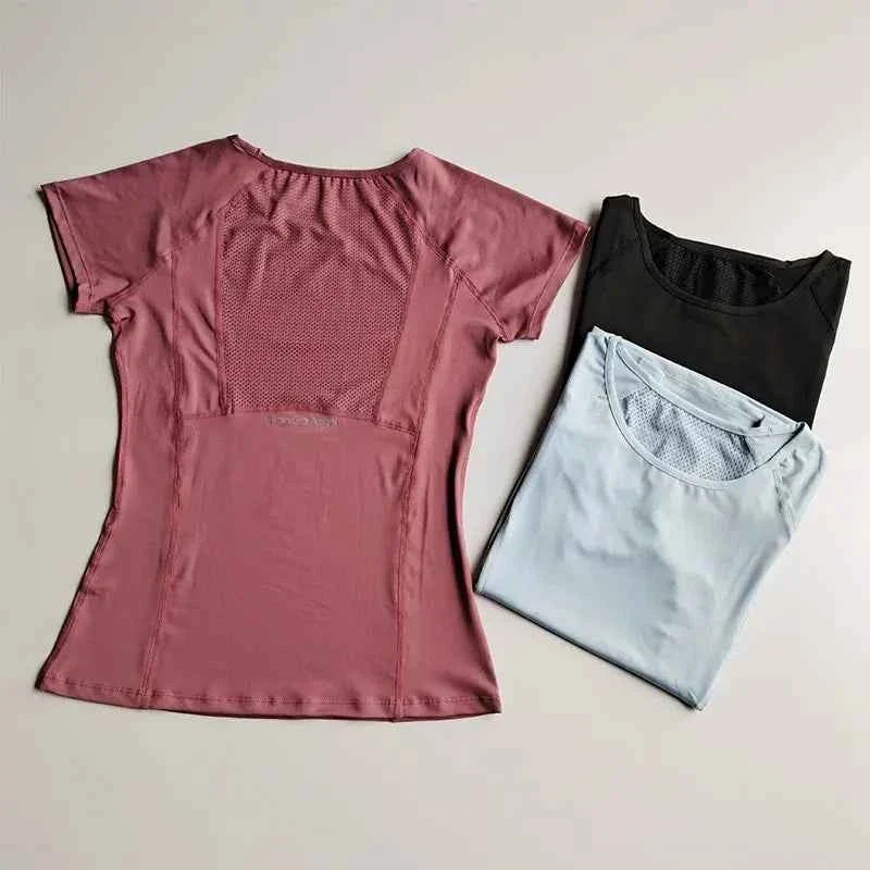 Women's Quick-Dry Mesh Yoga T-Shirt - P's One-Stop Shop 