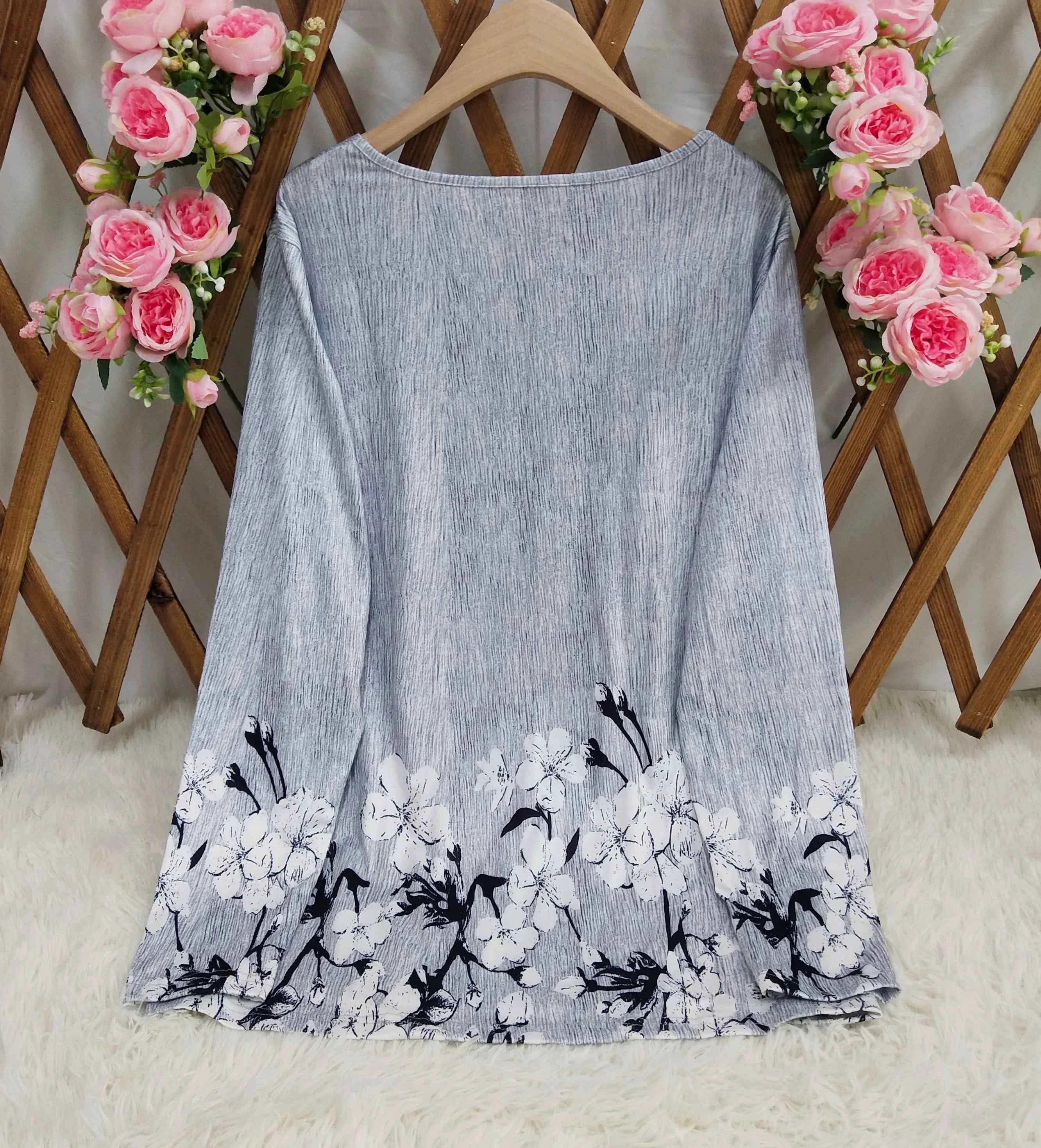 Women's Square Neck Printed Long Sleeve Top - P's One-Stop Shop 